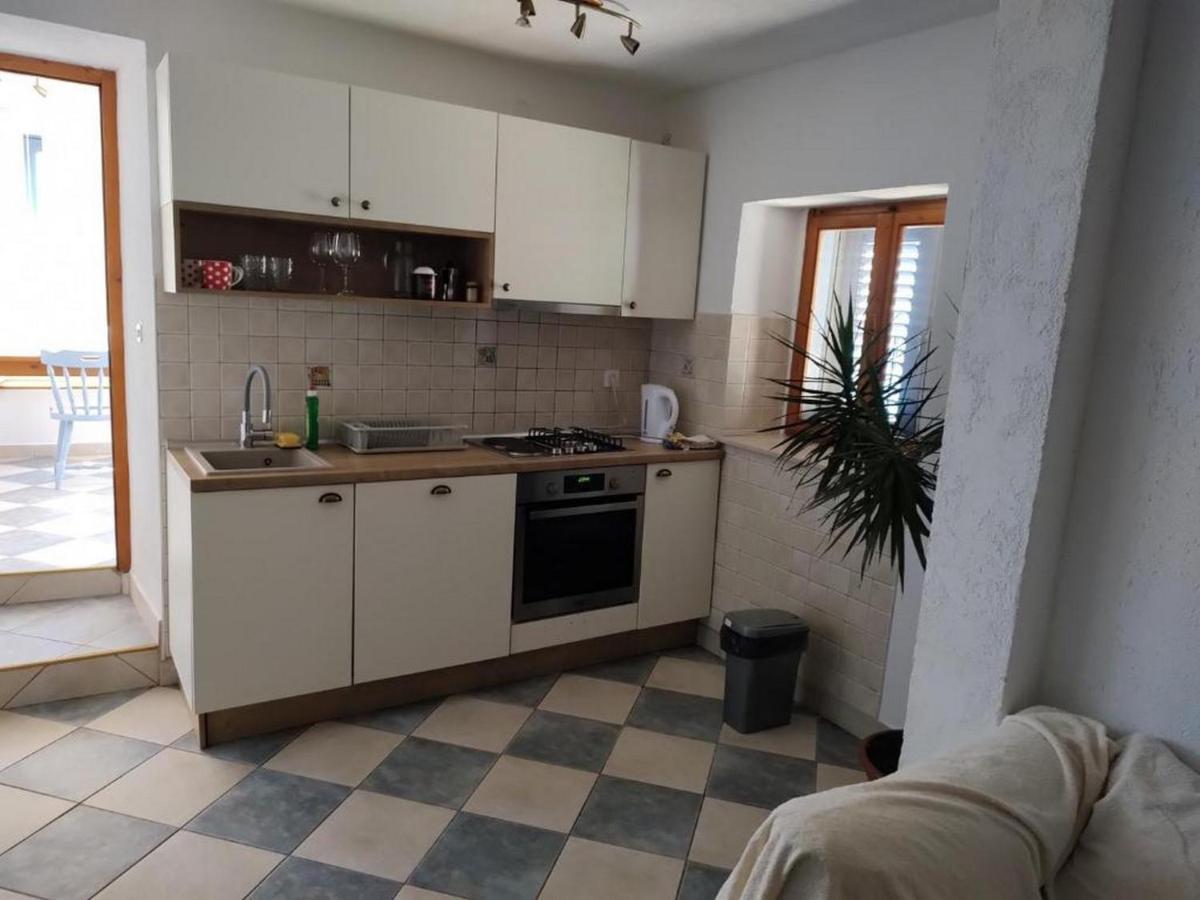 Appartement Blaza à Prvić Luka Extérieur photo